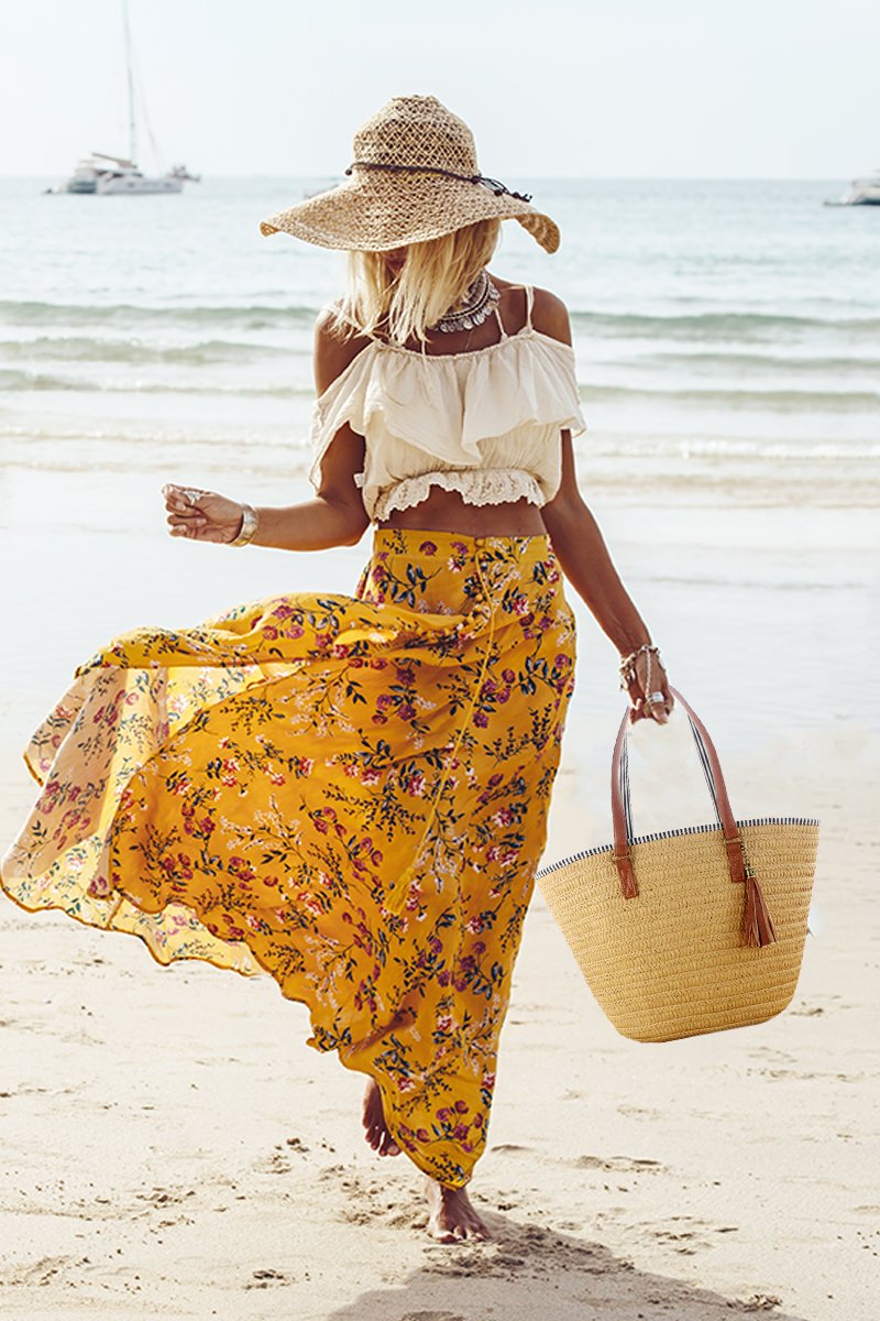 Straw Beach Shoulder Bag Summer Beach Tote with Colorful Pom Pom